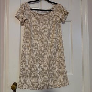 J. McLaughlin Beige and White Patterned Dress